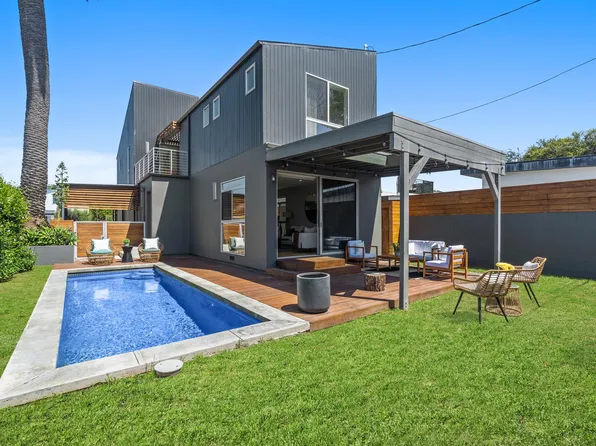 12840 Gilmore Ave, Los Angeles, CA 90066