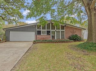 10315 Old Orchard Rd, La Porte, TX 77571