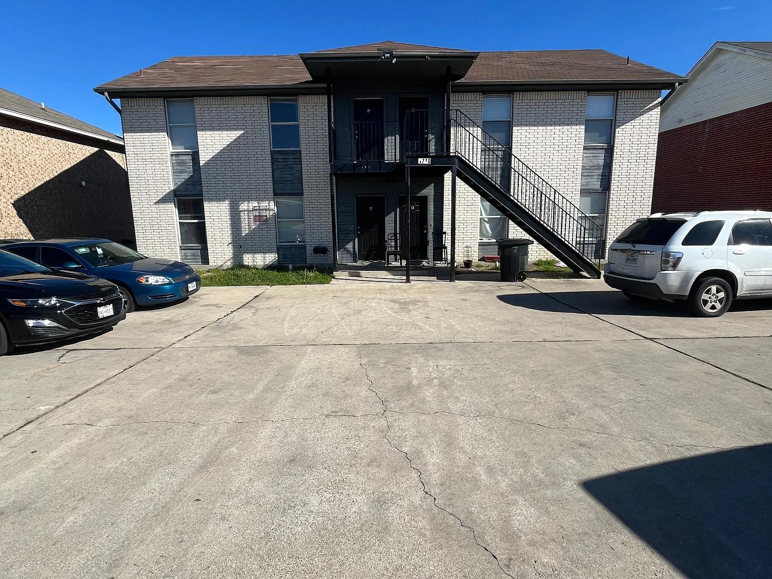 2 bed, $800 — Photo 1