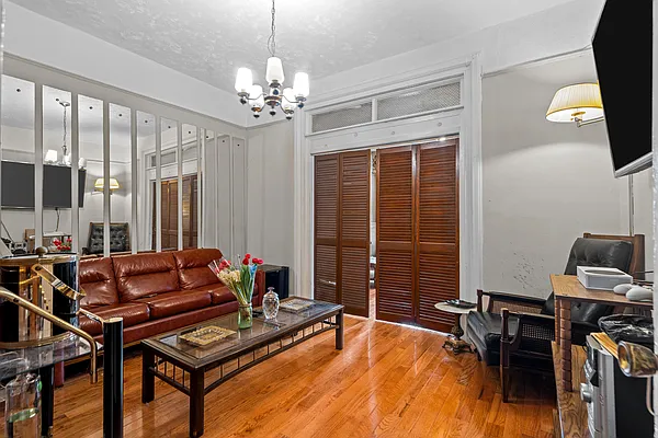 Sold by Jaymore Realty LLC | media 23