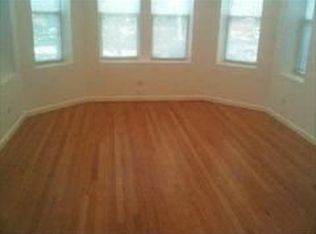 4900 S Drexel Blvd, Chicago, IL 60615