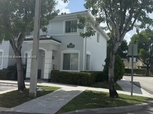 7325 NW 174th Ter APT 104, Hialeah, FL 33015