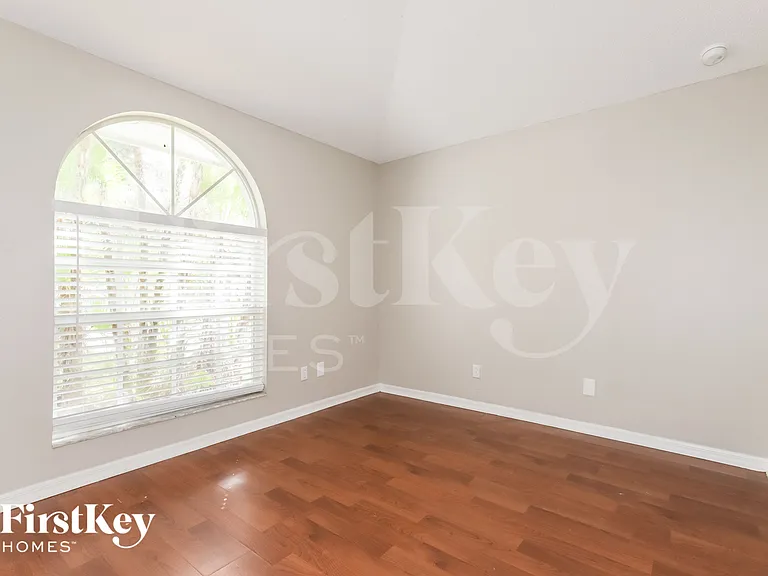 1403 Scotch Pine Dr — Photo 13