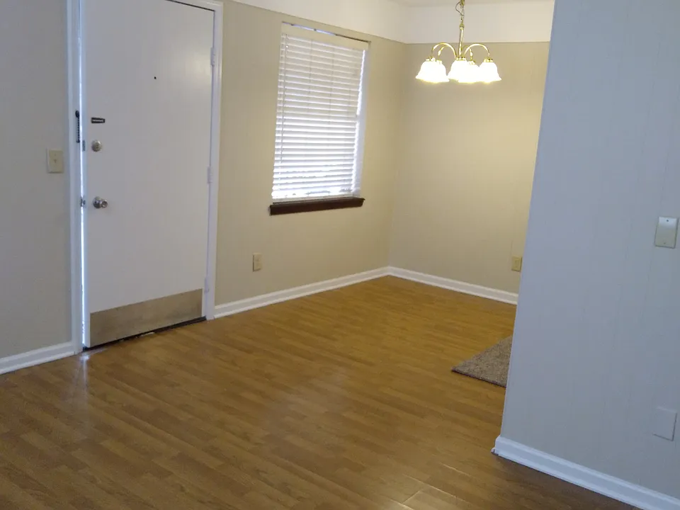 922 NW 21st St #9