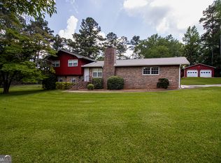 100 Creekwood Dr, Griffin, GA 30223