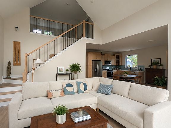 2nd image of 150 Bartlett St #1