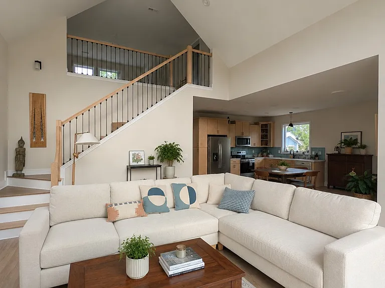 150 Bartlett St #1 — Photo 2