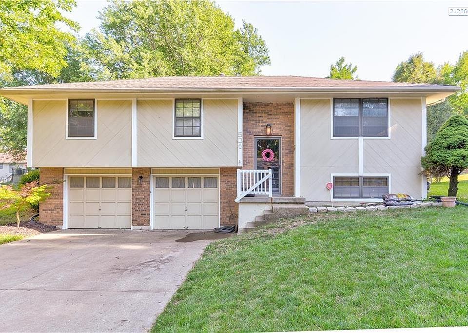 1st image of 504 SE Sherri Ln