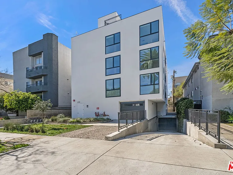 3755 S Canfield Ave #301 — Photo 33
