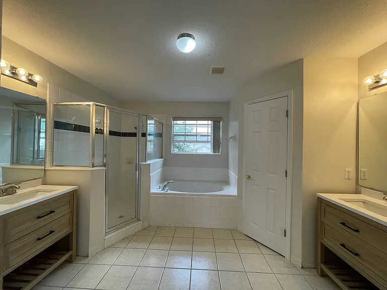 201 Kensington Dr — Photo 16