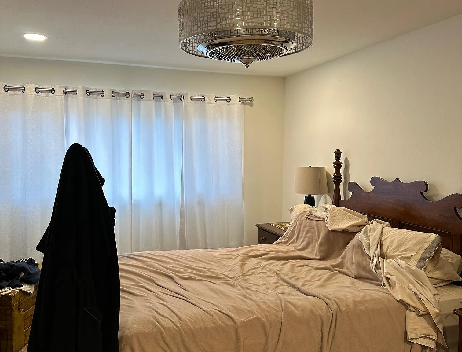 4 bed, 1582 sqft, $2,500 — Photo 3