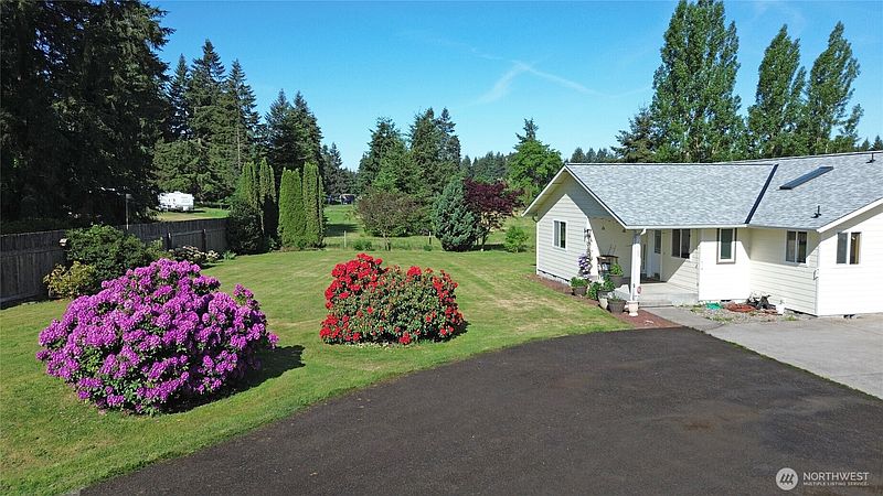 5th image of 17103 Camas Run Lane SW