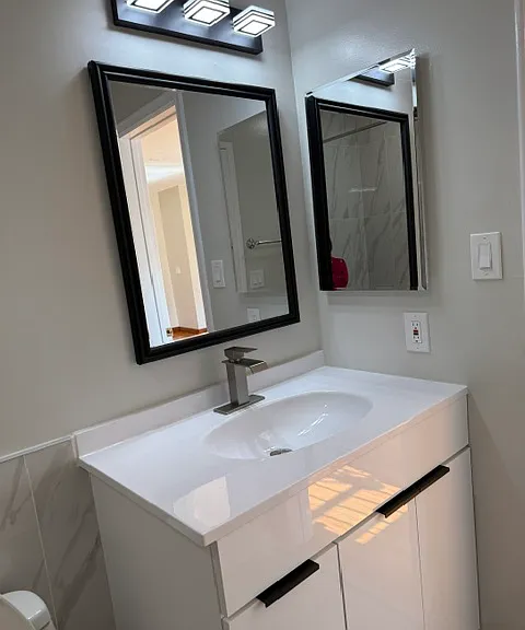 5607 N Earle St #R — Photo 8