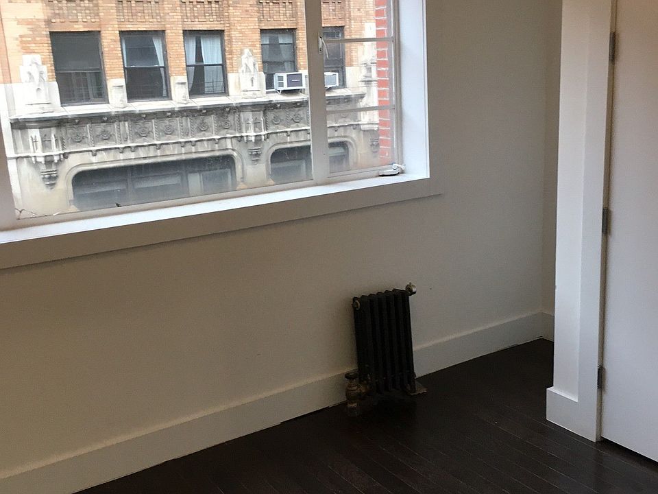 2nd image of 66 Livingston St APT 9