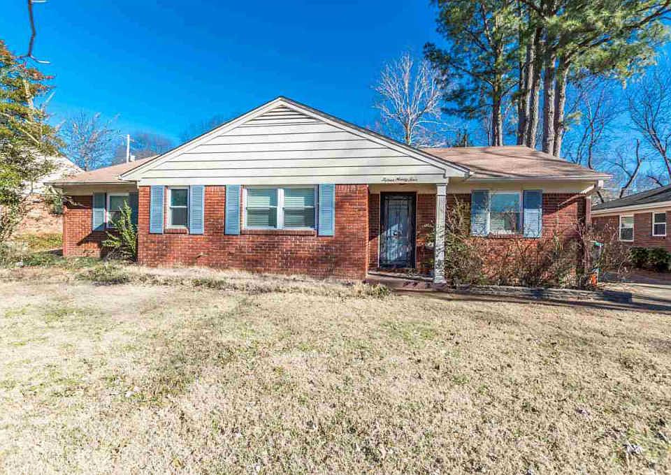 1st image of 1594 Estate Dr