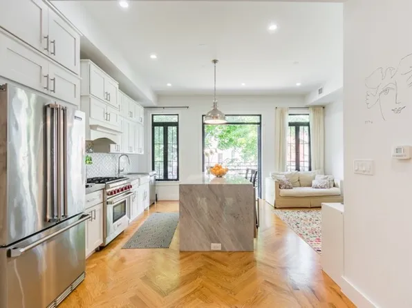 537 Chauncey Street image 2 of 31