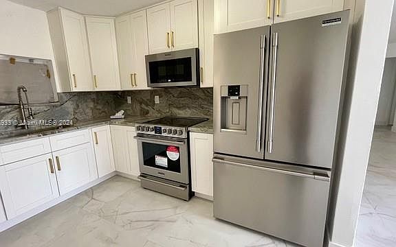 2nd image of 8731 NW 16th St