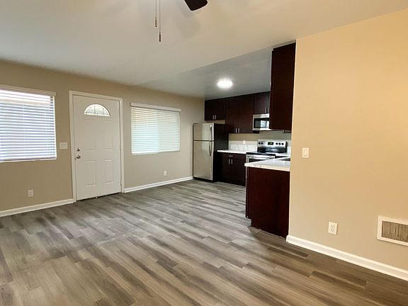 5th image of 4960-4970 Auburn Dr #4964-07