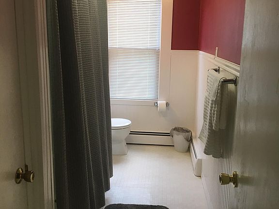 Spacious bathroom