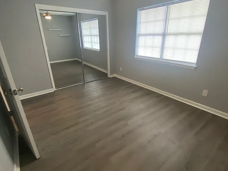 338 Woodham Ct — Photo 15