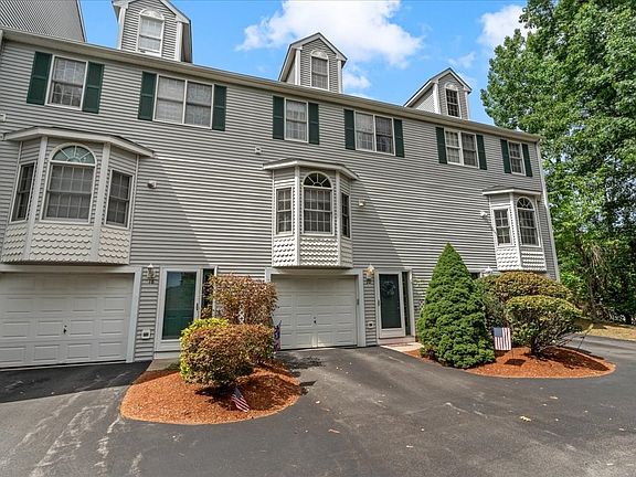 2nd image of 20 Waltham Dr Unit 20