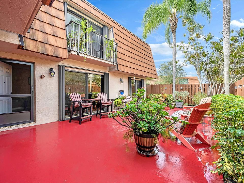 1st image of 4099 Wimbledon Drive #4099