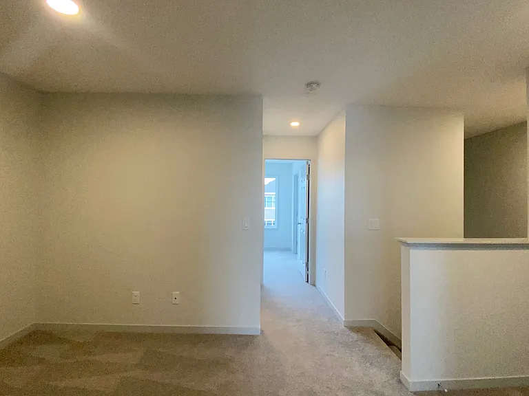 6285 175a Ave NW — Photo 16