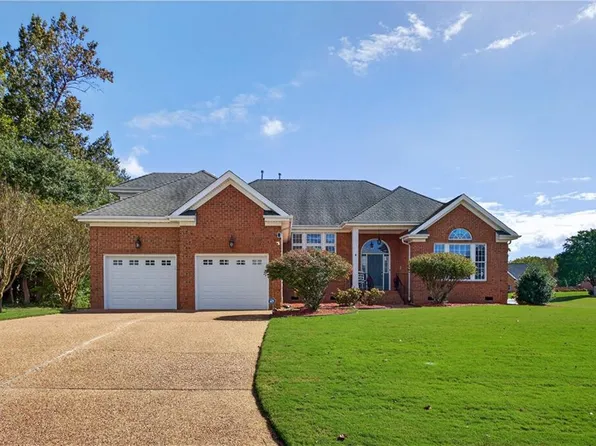 109 Winterview Dr, Suffolk, VA 23434