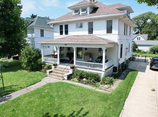 217 Center St, Huron, OH 44839