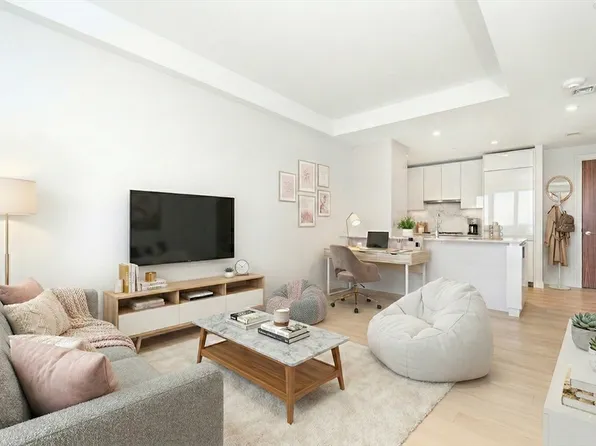 133 Seaport Blvd #1112, Boston, MA 02210