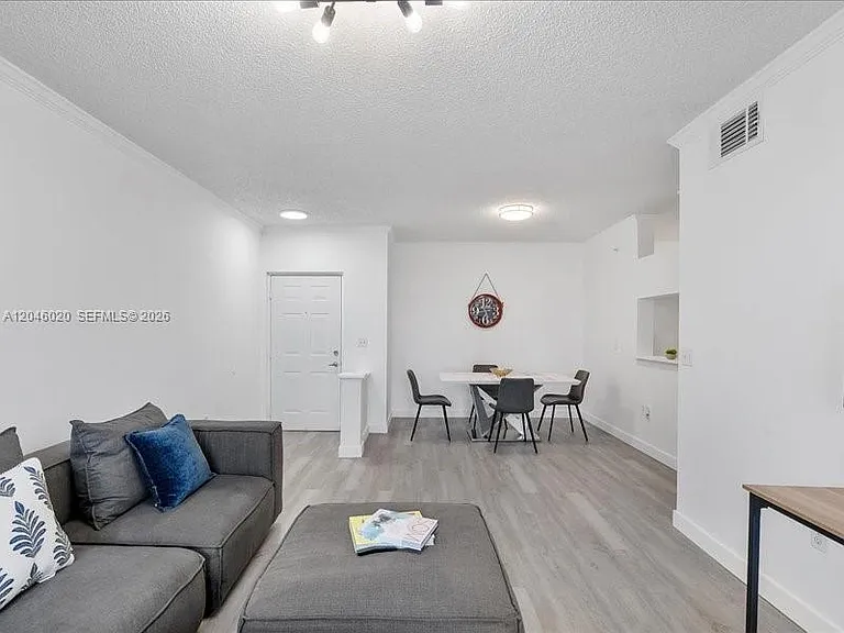 17100 N Bay Rd #1717 — Photo 10