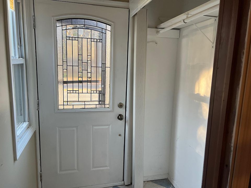 49 Wawayanda Ave, Middletown, NY 10940 Zillow