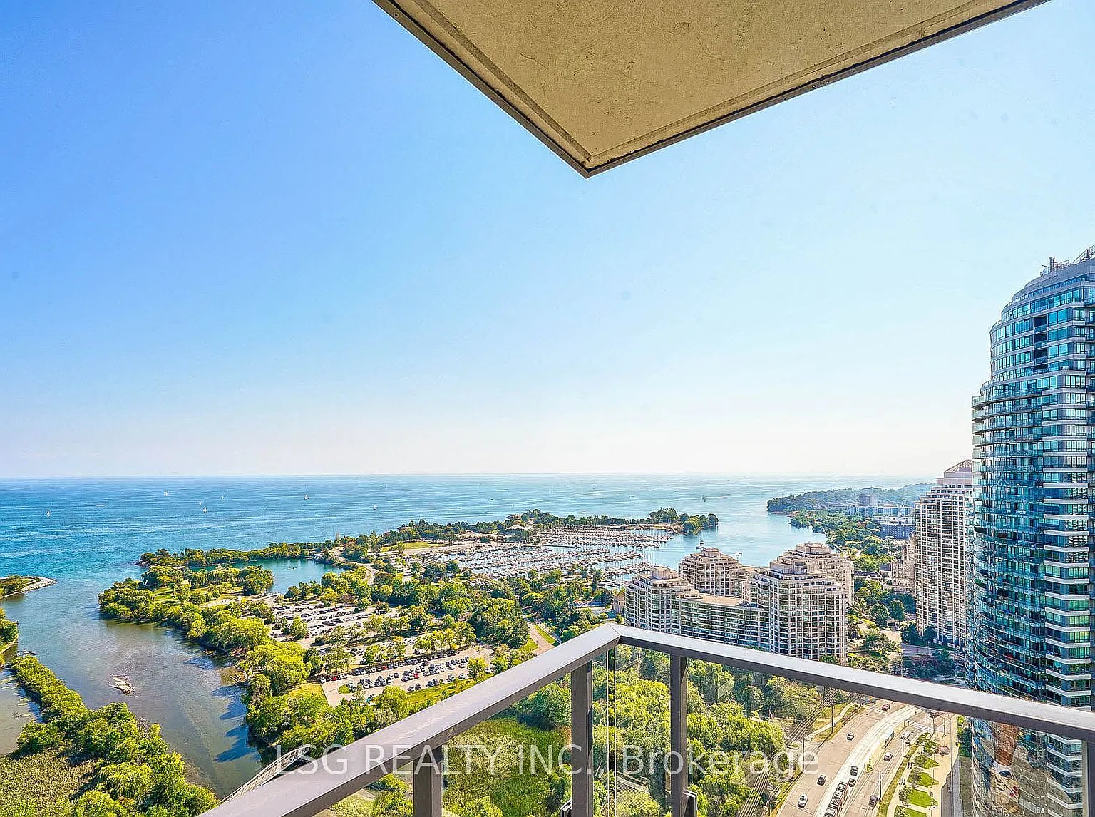 2 bed, $3,200 — Photo 3