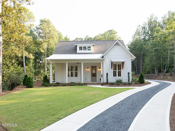 88 Stoneykirk Drive, Pinehurst, NC 28374