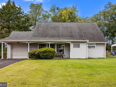 19 Heartwood Rd, Levittown, PA, 19056