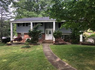 9 Albany Ave, Jackson, NJ 08527
