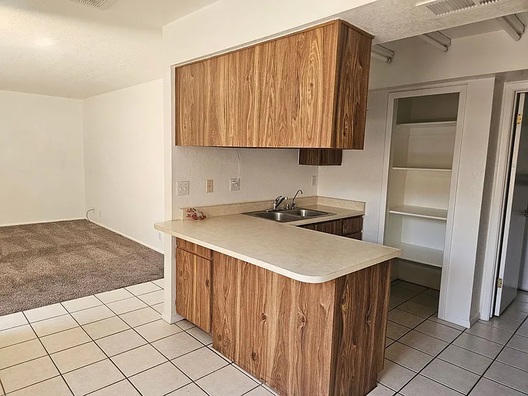 2301 McCulloch Blvd N #J — Photo 9