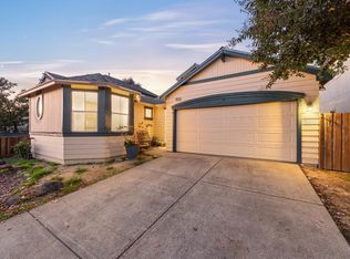 3225 Tupelo Ave, Santa Rosa, CA 95407