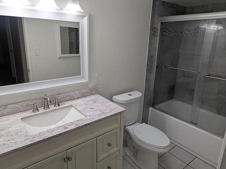 200 Bahia Ln E — Photo 18