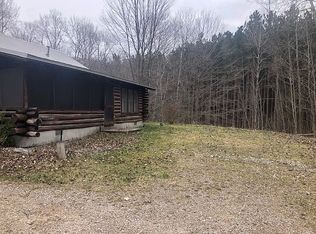 9255 S Bow Rd, Maple City, MI 49664