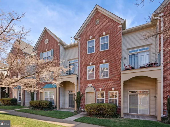 11844 Breton Ct, Reston, VA 20191