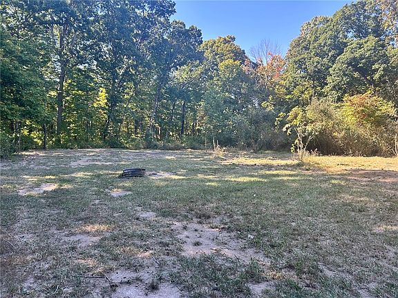 3rd image of Buxton Woods