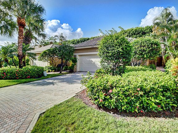 Home For Sale In Broken Sound Country Club