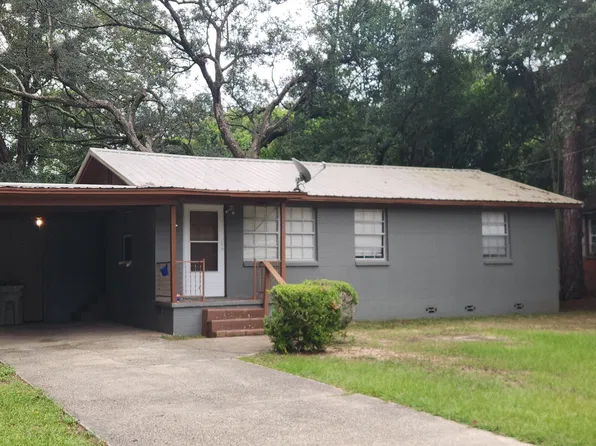 6104 Chicago Ave, Pensacola, FL 32526