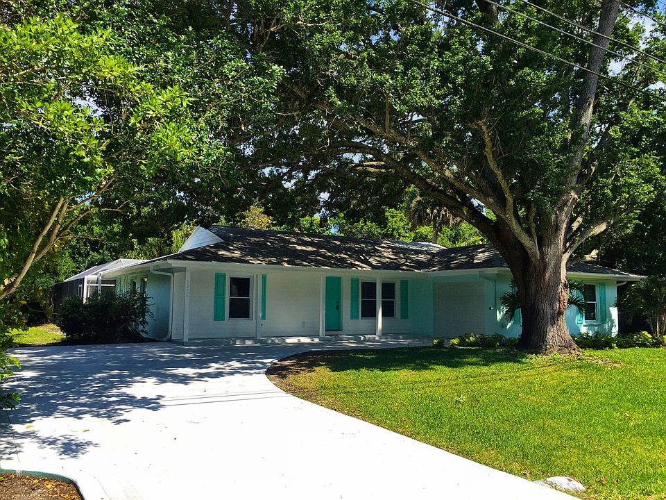 1st image of 2076 53rd Ave