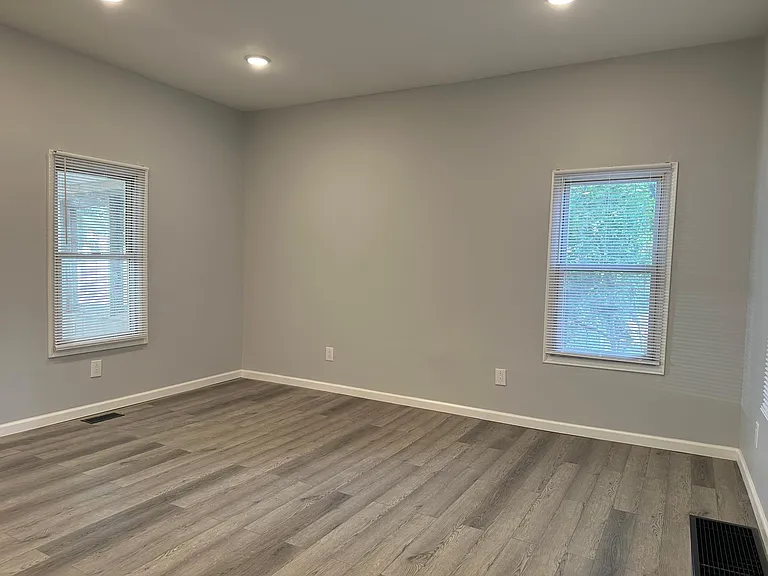 205 W Marcellus St — Photo 24
