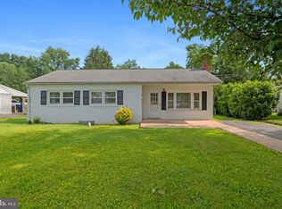 106 North St NE, Leesburg, VA 20176