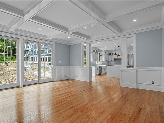 4th image of 35 Shuttleworth Pl