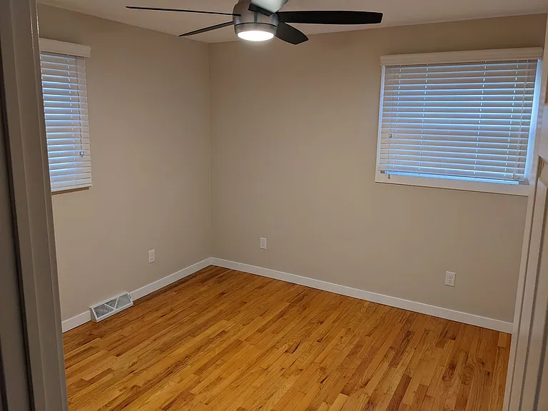 714 Pomona Rd — Photo 16