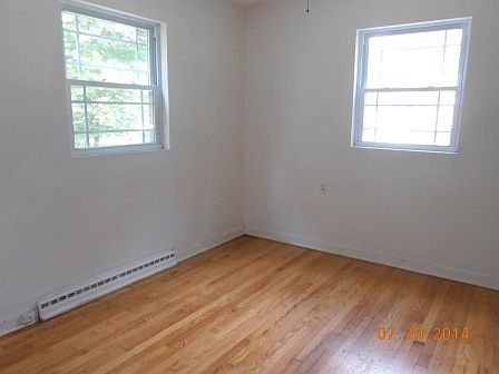 4th image of 1450 S Monterey Ave